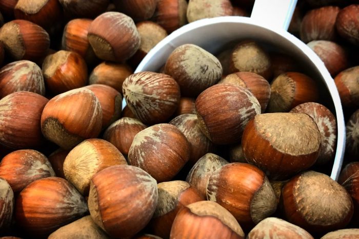 15-product-hazelnuts